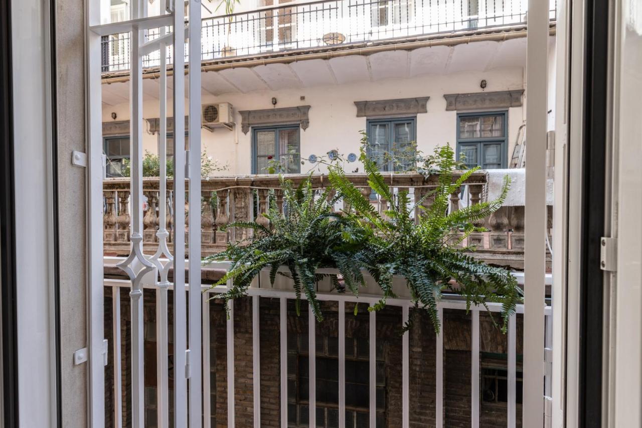 El Almirez Apartment Granada Exterior photo